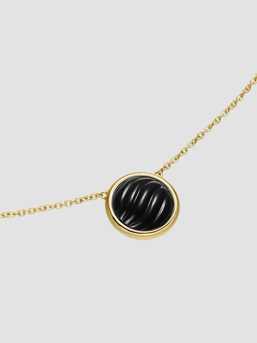 David Yurman Women's Sculpted Cable Pendant Necklace in 18K Yellow Gold | Thumbnail 4 David Yurman Women's Sculpted Cable Pendant Necklace in 18K Yellow Gold | Thumbnail 4