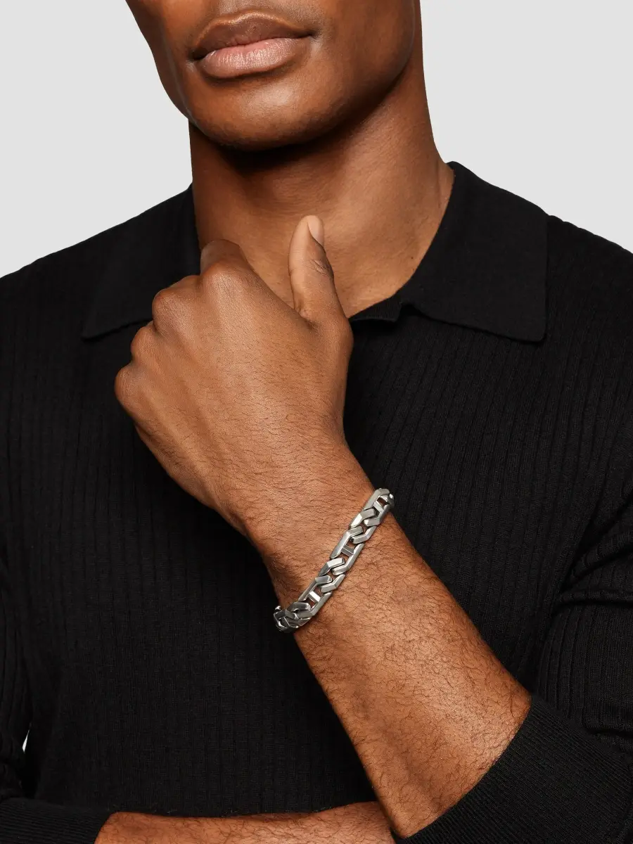 David Yurman Men's Faceted Angular Curb Chain Bracelet in Sterling Silver, 11.5MM | Thumbnail 2 David Yurman Men's Faceted Angular Curb Chain Bracelet in Sterling Silver, 11.5MM | Thumbnail 2