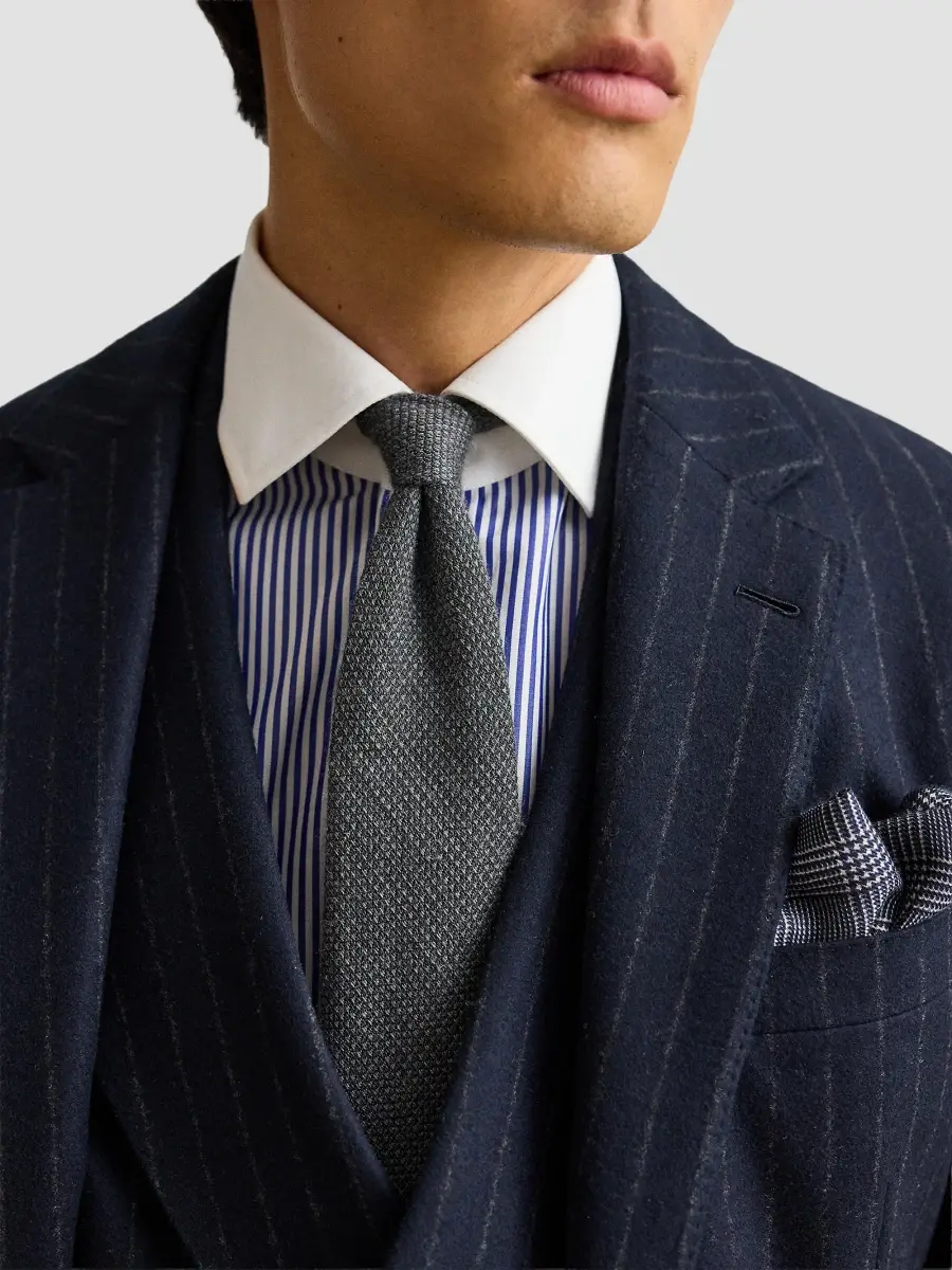 Ralph Lauren Purple Label Men's Wool-Silk Textured Tie | Thumbnail 4