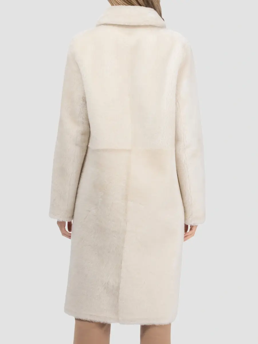 Gorski Women's Reversible Merino Shearling Lamb Short Coat | Thumbnail 5 Gorski Women's Reversible Merino Shearling Lamb Short Coat | Thumbnail 5