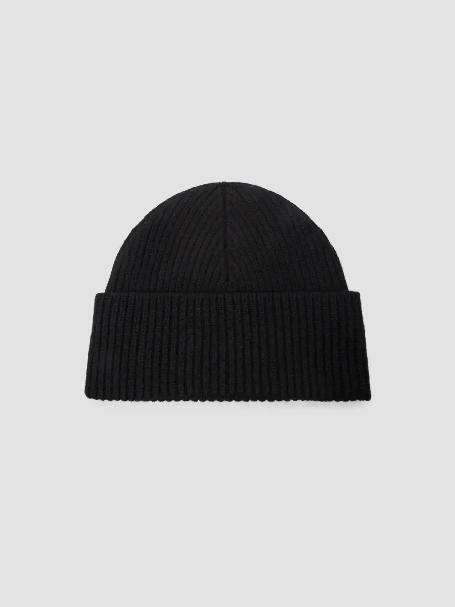 AMI PARIS Men's Logo Rib-Knit Wool Beanie Hat | Thumbnail 2 AMI PARIS Men's Logo Rib-Knit Wool Beanie Hat | Thumbnail 2