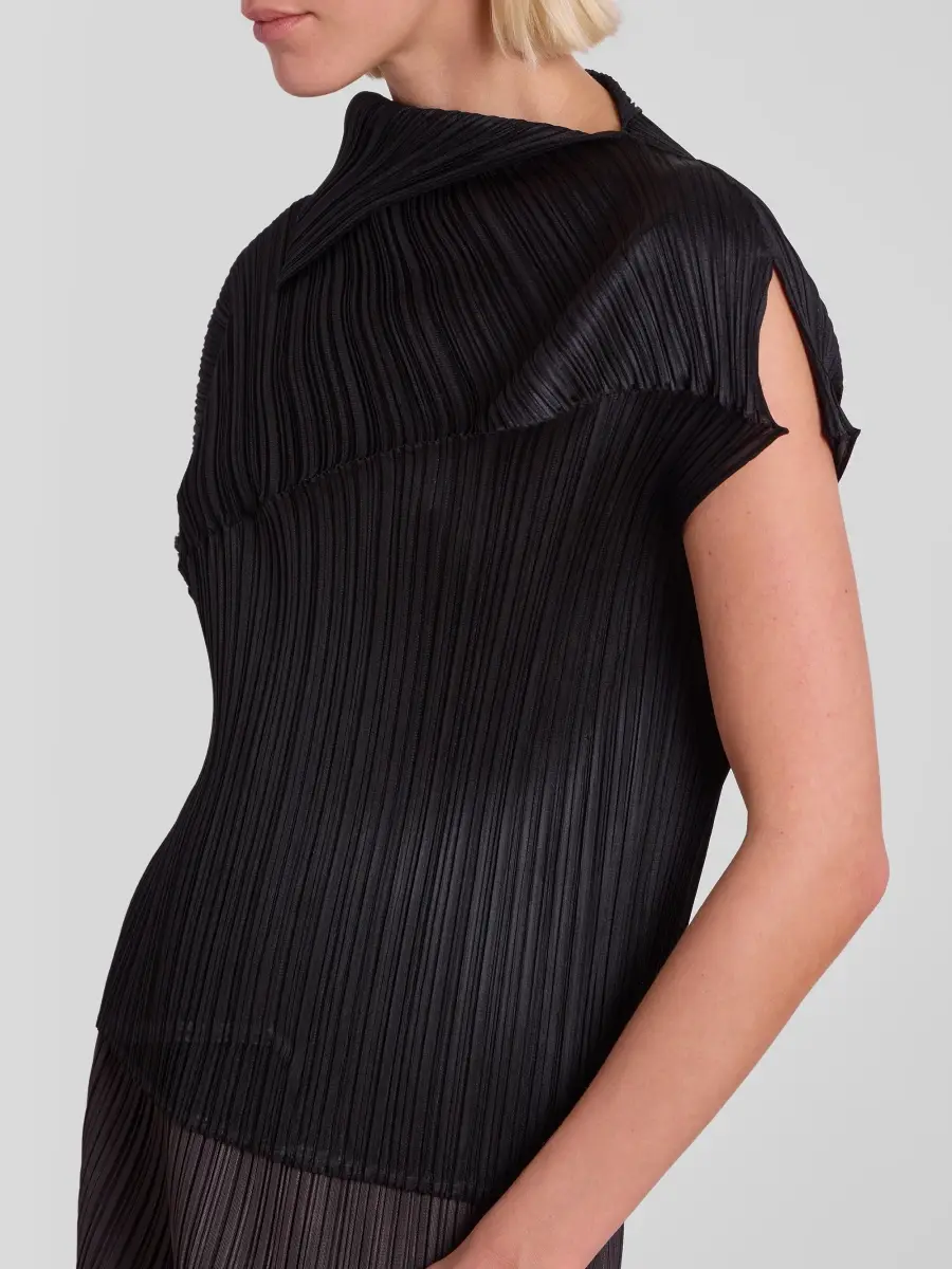 Pleats Please Issey Miyake Women's Leap Asymmetric Top | Thumbnail 5