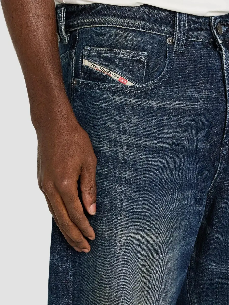 Diesel Men's 2001 D-Macro Jeans | Thumbnail 5