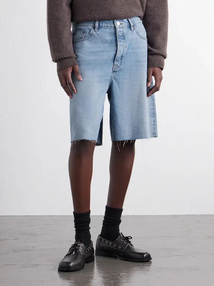 Frame Frayed Denim Shorts - Men | Thumbnail 3 Frame Frayed Denim Shorts - Men | Thumbnail 3