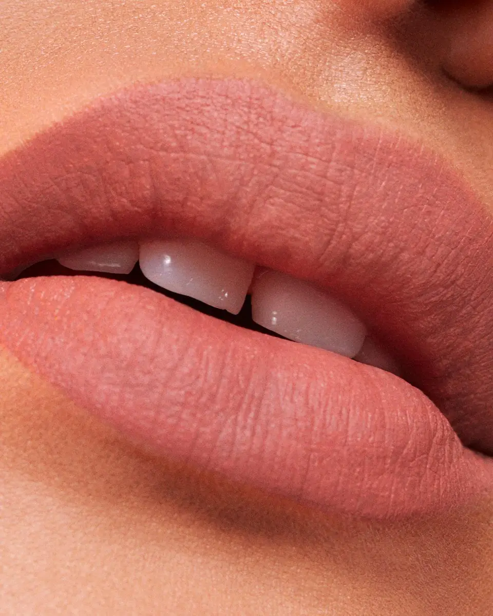 Estée Lauder Pure Color Whipped Matte Lip Color | Thumbnail 3 Estée Lauder Pure Color Whipped Matte Lip Color | Thumbnail 3
