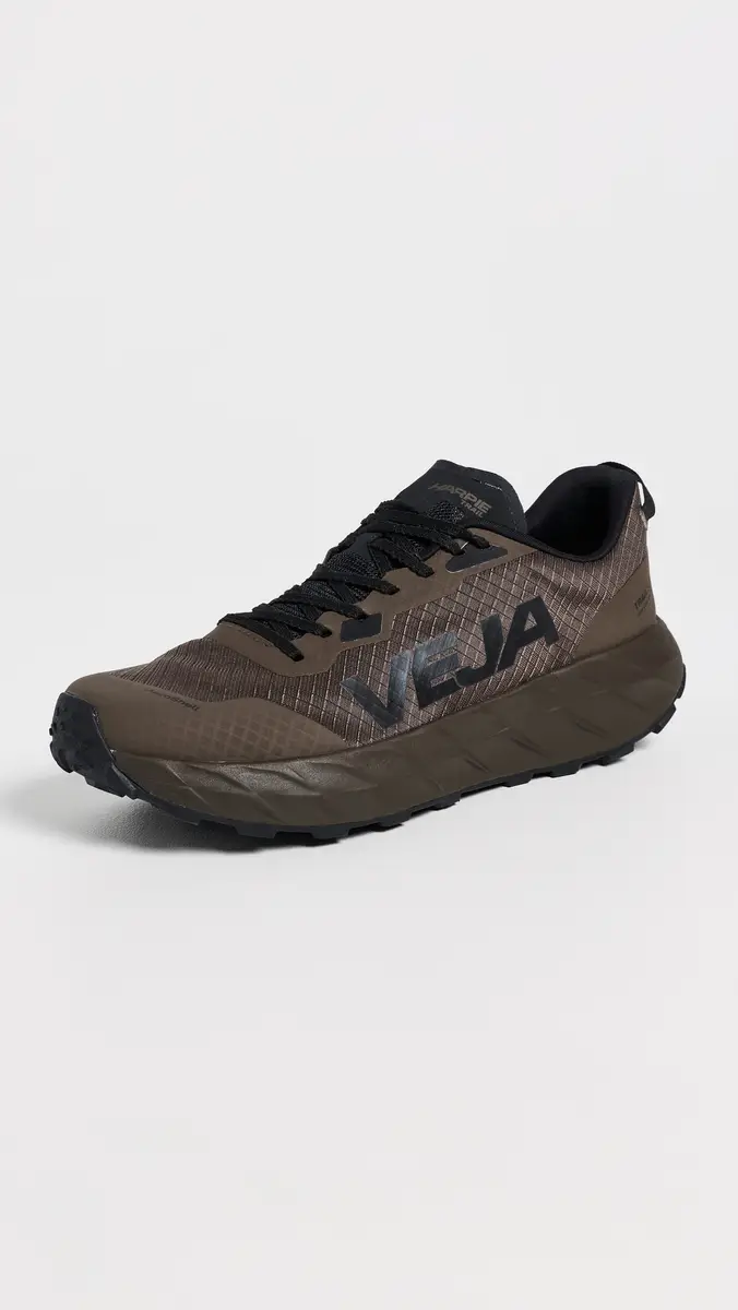Veja Harpie Trail Sneakers | Thumbnail 2