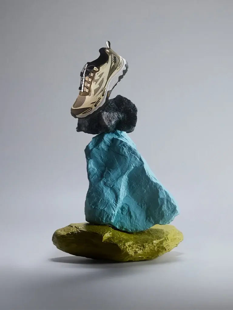 Off-White Be Right Back Trail Low Sneakers | Thumbnail 2