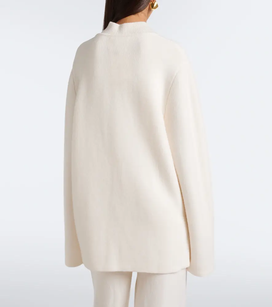 Lisa Yang Han Fu cashmere cardigan | Thumbnail 2 Lisa Yang Han Fu cashmere cardigan | Thumbnail 2