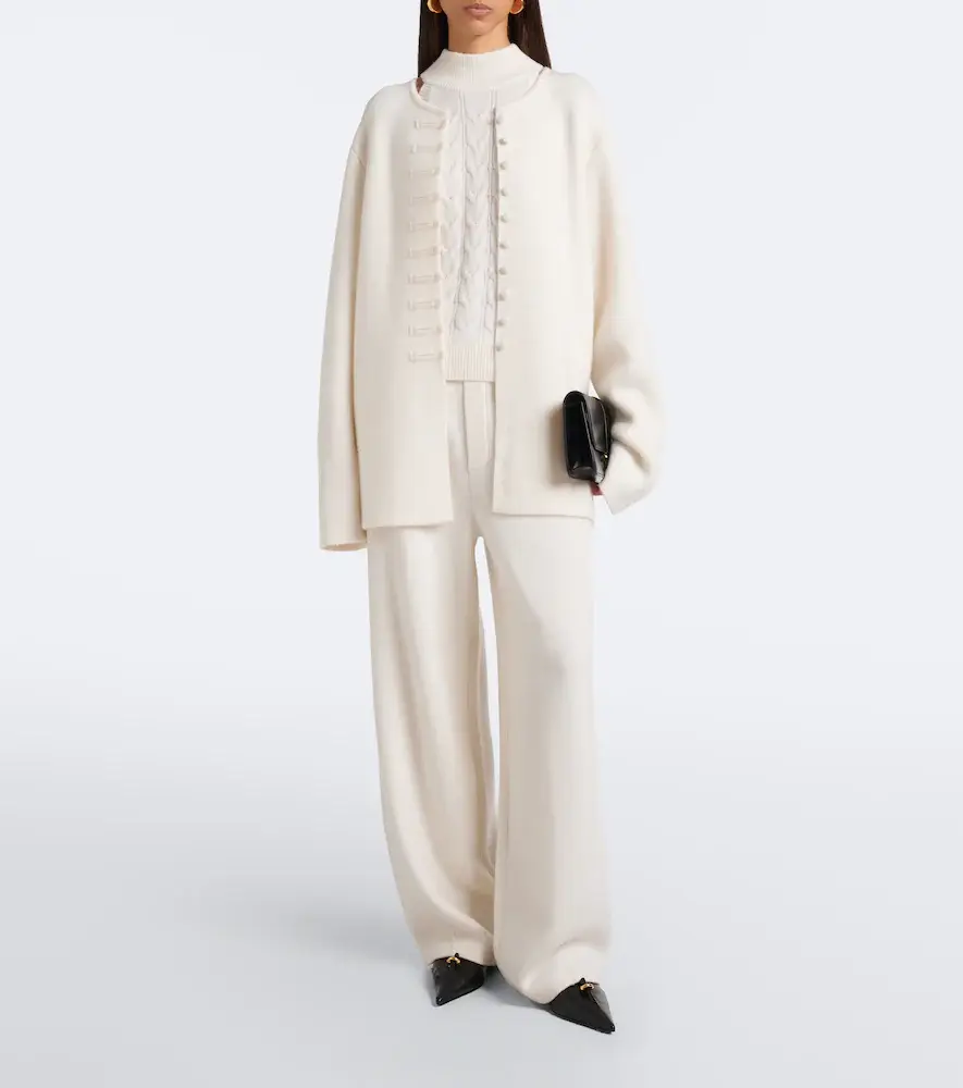Lisa Yang Han Fu cashmere cardigan | Thumbnail 3 Lisa Yang Han Fu cashmere cardigan | Thumbnail 3