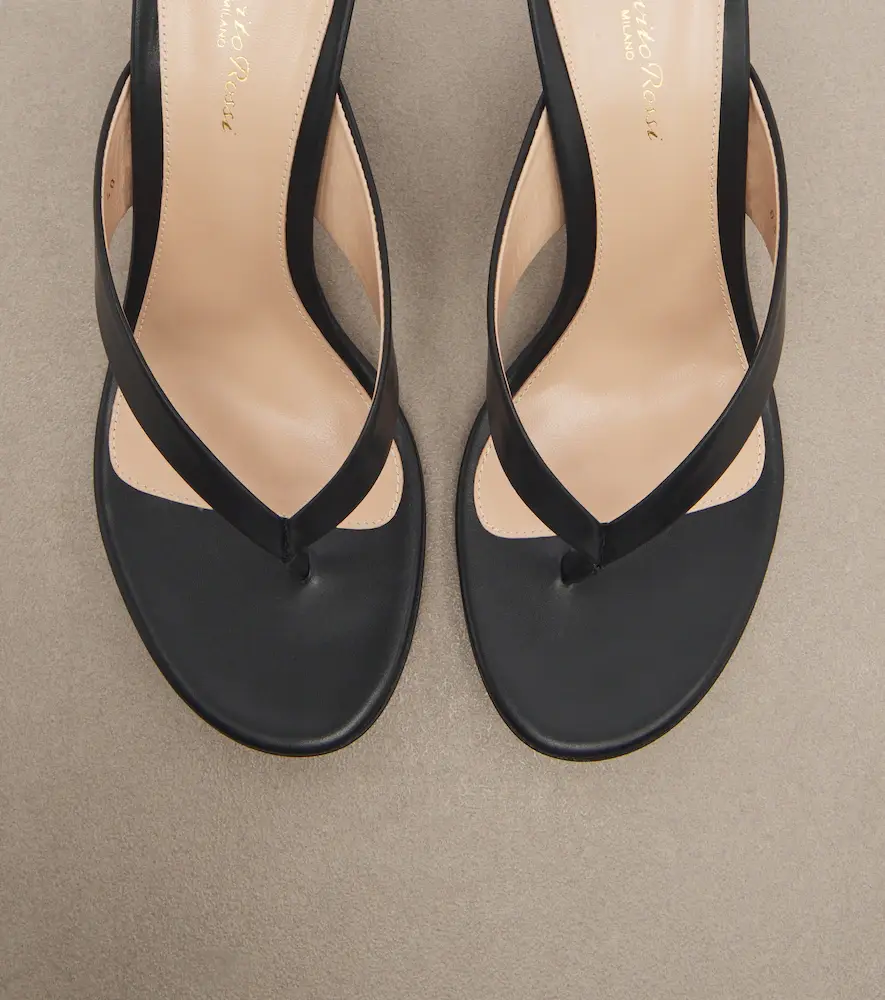 Gianvito Rossi Sofia leather thong sandals | Thumbnail 3 Gianvito Rossi Sofia leather thong sandals | Thumbnail 3
