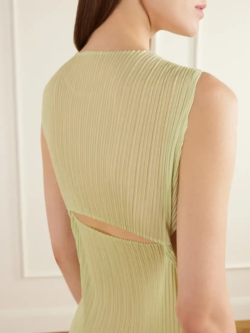 Issey Miyake Plissé-chiffon Midi Dress | Thumbnail 4 Issey Miyake Plissé-chiffon Midi Dress | Thumbnail 4