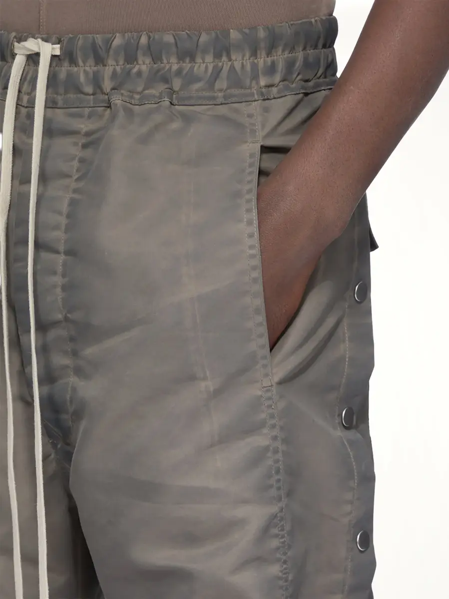 RICK OWENS DRKSHDW Nylon Wide Pusher Pants in Dark Dust | Thumbnail 7