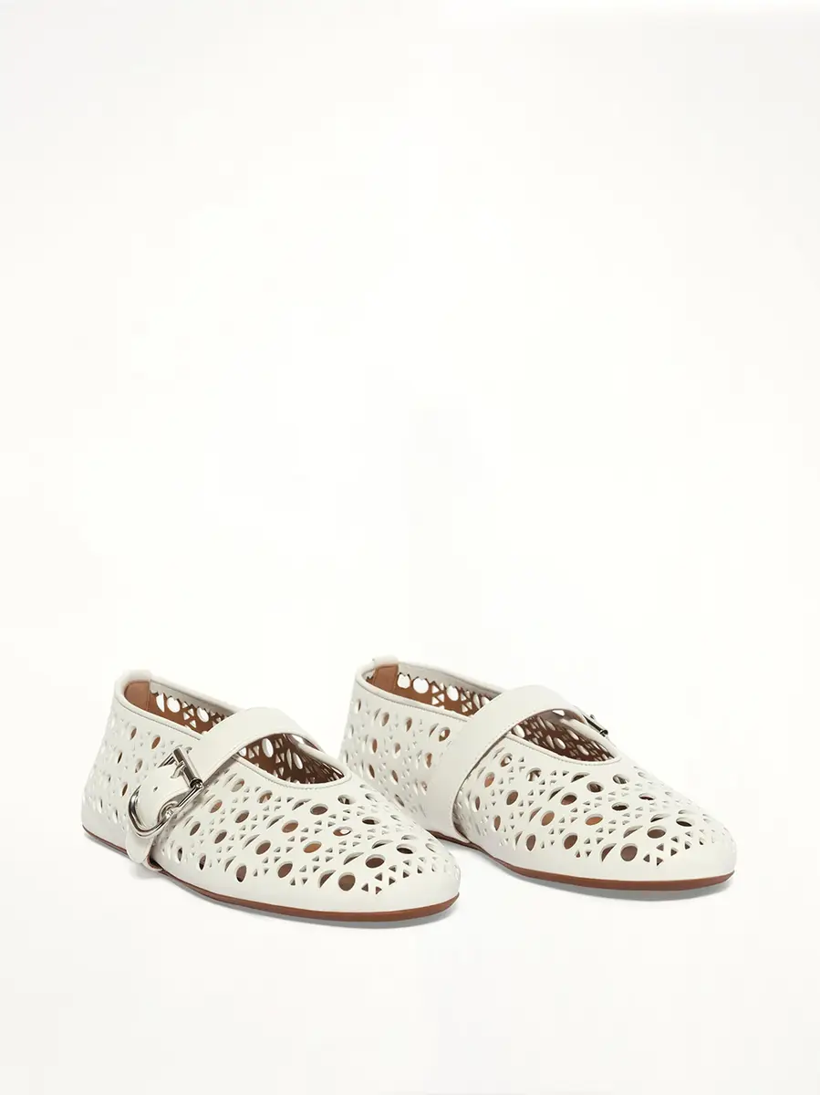 ALAÏA Ballet Vienne Flats in Off White | Thumbnail 2