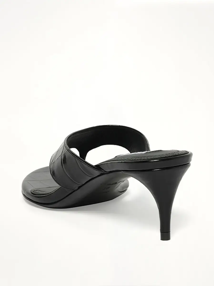 Alaïa Infra Sandals | Thumbnail 3 Alaïa Infra Sandals | Thumbnail 3