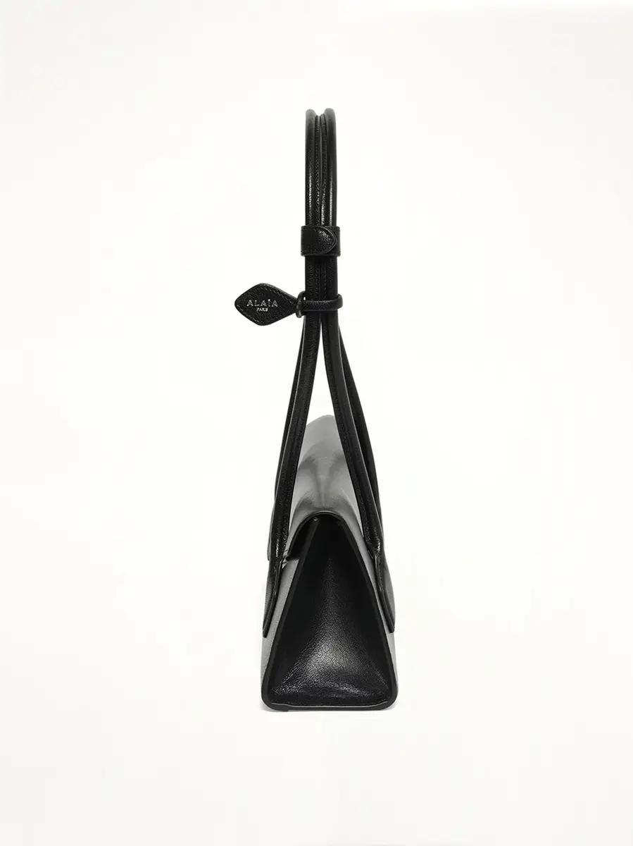 Alaïa Teckel Flap Medium Bag | Thumbnail 3