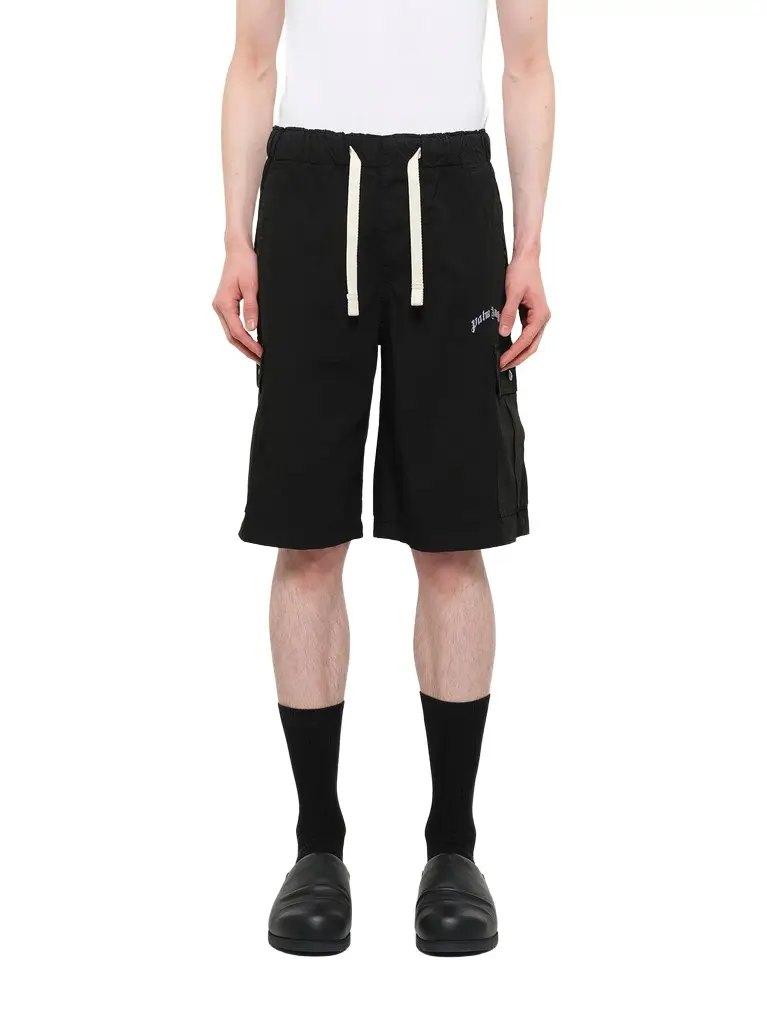 Curved Logo Loose Cargo Short in Black/off White