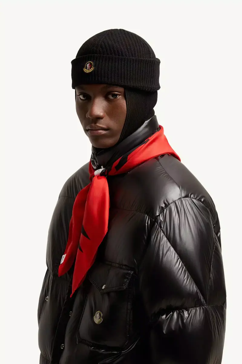 Moncler Karakorum Hooded Short Down Jacket | Thumbnail 4