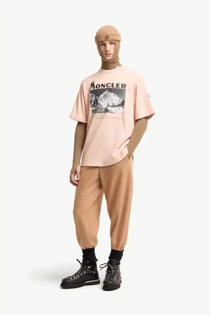 Moncler K2 Print Short Sleeve Cotton Jersey T-shirt | Thumbnail 3 Moncler K2 Print Short Sleeve Cotton Jersey T-shirt | Thumbnail 3