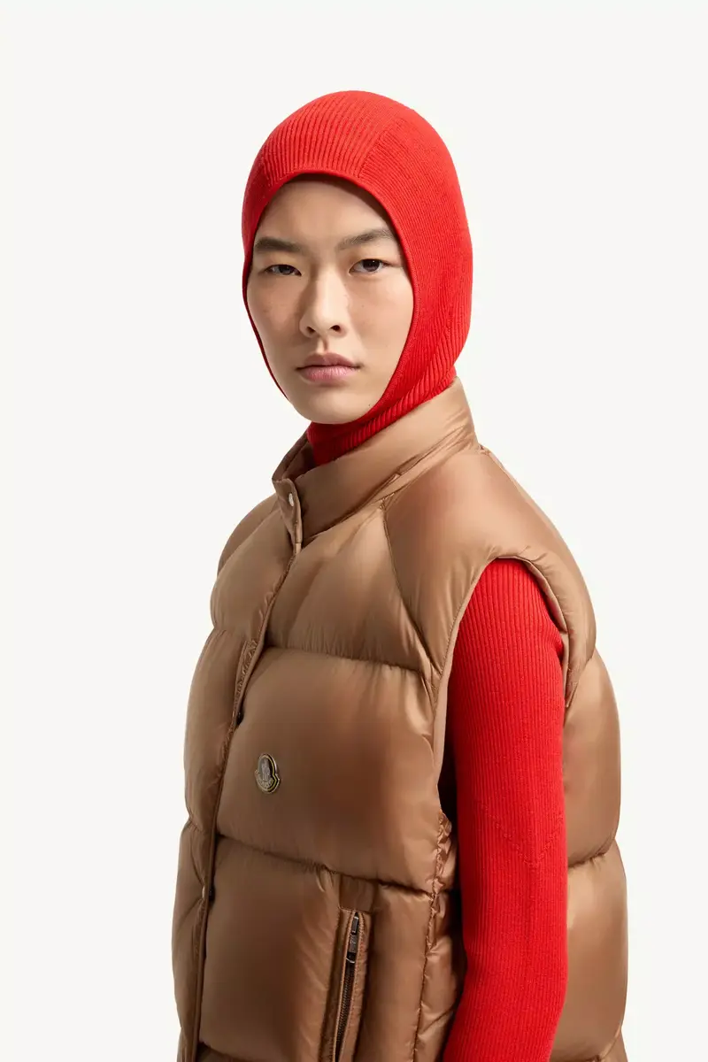 Moncler Tibb Reversible Down Vest | Thumbnail 4