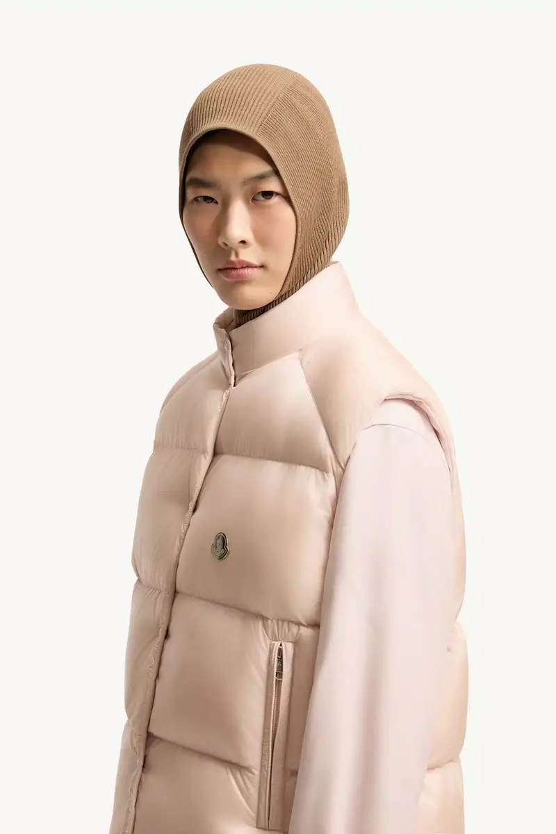 Moncler Tibb Reversible Down Vest | Thumbnail 4