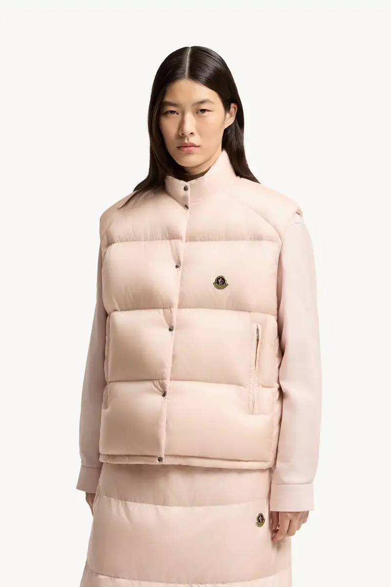 Moncler Tibb Reversible Down Vest | Thumbnail 5