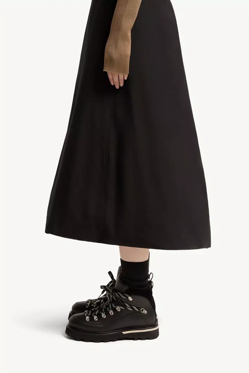 Moncler Reversible Wool Twill Padded Midi Skirt | Thumbnail 4 Moncler Reversible Wool Twill Padded Midi Skirt | Thumbnail 4