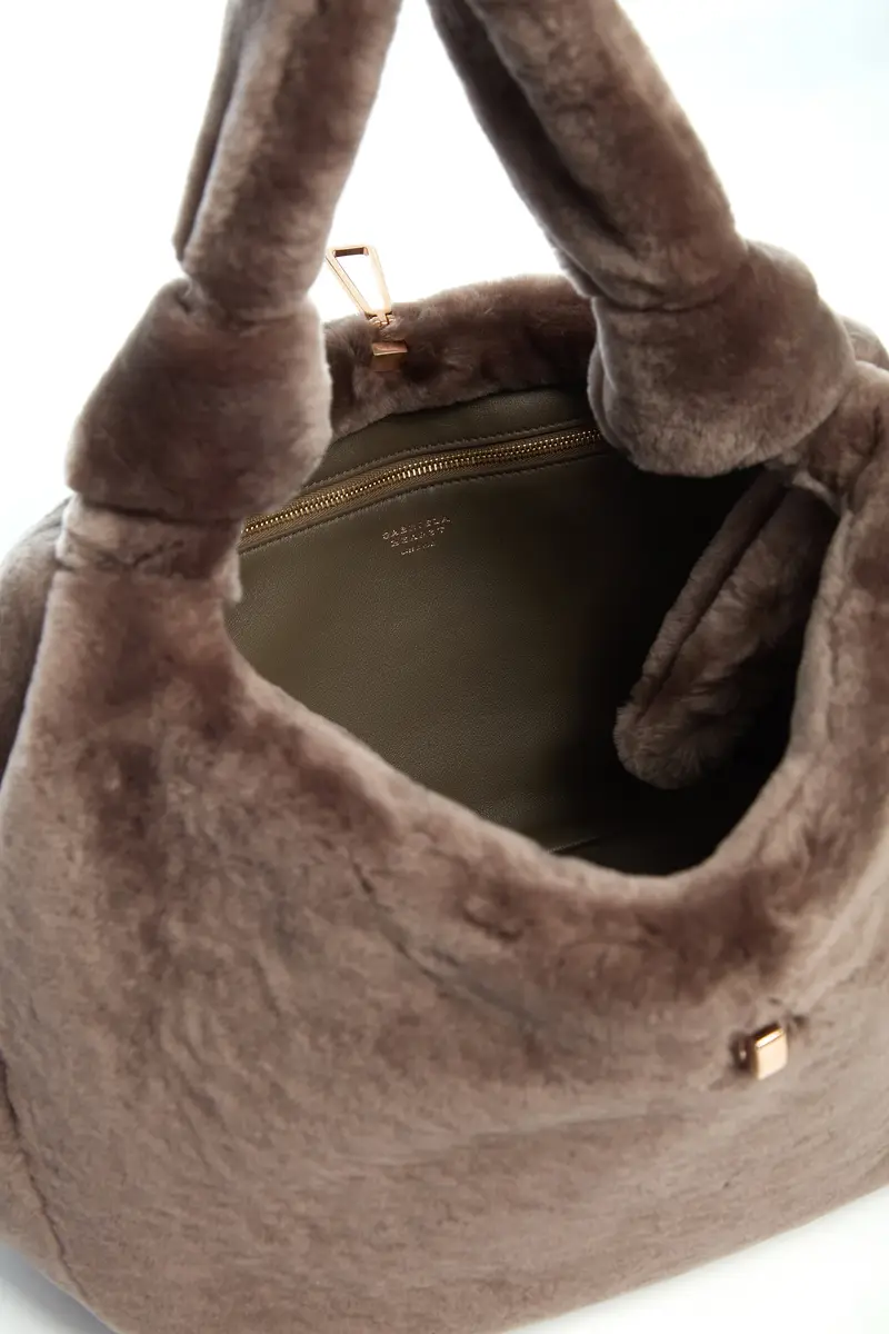 Gabriela Hearst Small Antonia Bag in Mocha Shearling | Thumbnail 5 Gabriela Hearst Small Antonia Bag in Mocha Shearling | Thumbnail 5