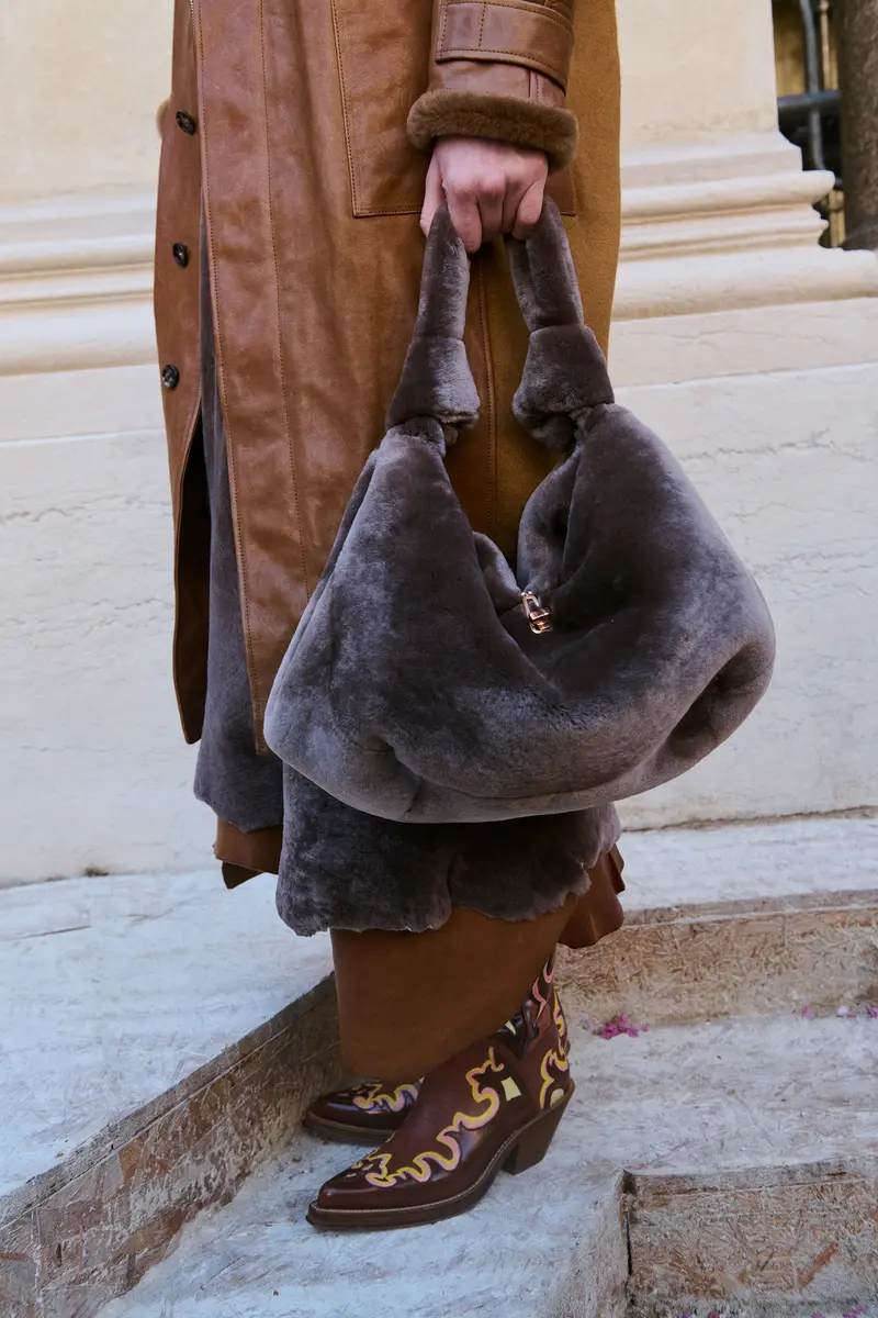 Gabriela Hearst Small Antonia Bag in Mocha Shearling | Thumbnail 6 Gabriela Hearst Small Antonia Bag in Mocha Shearling | Thumbnail 6