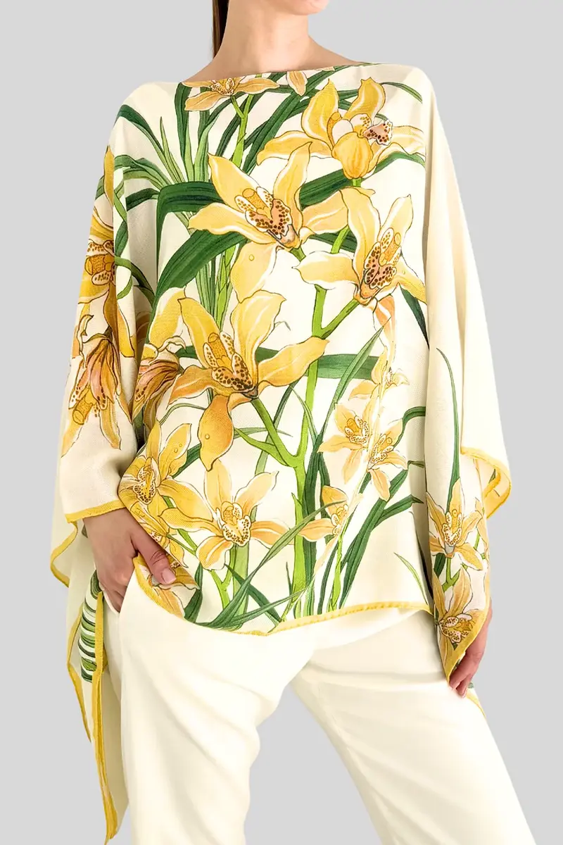 RANI ARABELLA Floral Print Poncho - Dancing Lady Flowers | Thumbnail 2 RANI ARABELLA Floral Print Poncho - Dancing Lady Flowers | Thumbnail 2