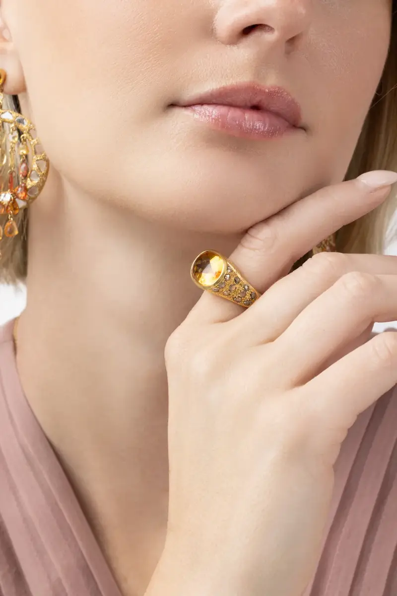 Coomi Citrine Eternity Spice Ring | Thumbnail 4 Coomi Citrine Eternity Spice Ring | Thumbnail 4