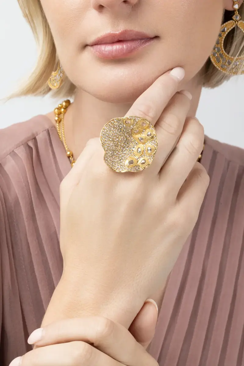 Coomi Diamond Serenity Wild Flower Ring | Thumbnail 2 Coomi Diamond Serenity Wild Flower Ring | Thumbnail 2