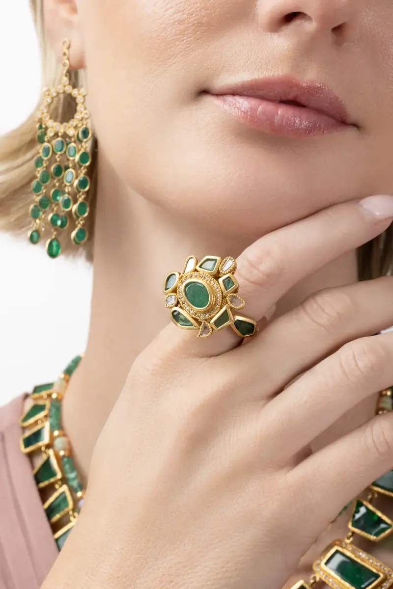 Coomi Emerald Diamond Luminosity Ring | Thumbnail 2 Coomi Emerald Diamond Luminosity Ring | Thumbnail 2