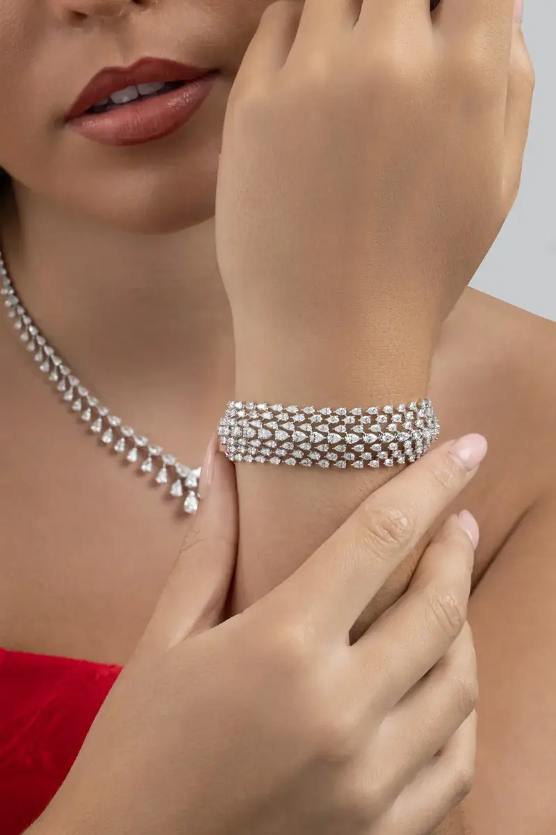 ARZANO Diamond Teardrop Bracelet | Thumbnail 2