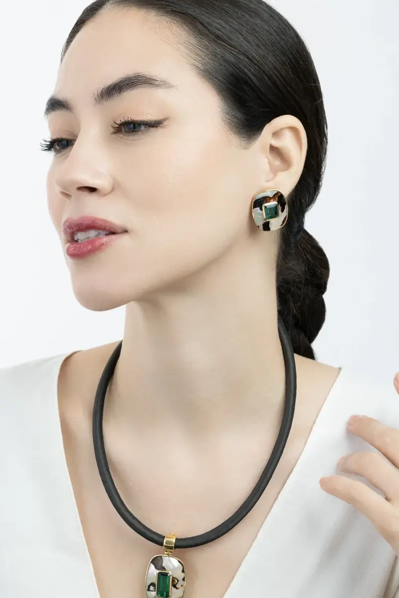 DENISE CASSOU Green Tourmaline Abalone Shell Seaweed Earrings | Thumbnail 2 DENISE CASSOU Green Tourmaline Abalone Shell Seaweed Earrings | Thumbnail 2