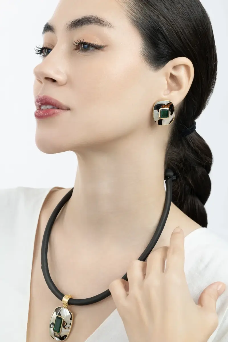 DENISE CASSOU Green Tourmaline Abalone Shell Seaweed Earrings | Thumbnail 4 DENISE CASSOU Green Tourmaline Abalone Shell Seaweed Earrings | Thumbnail 4