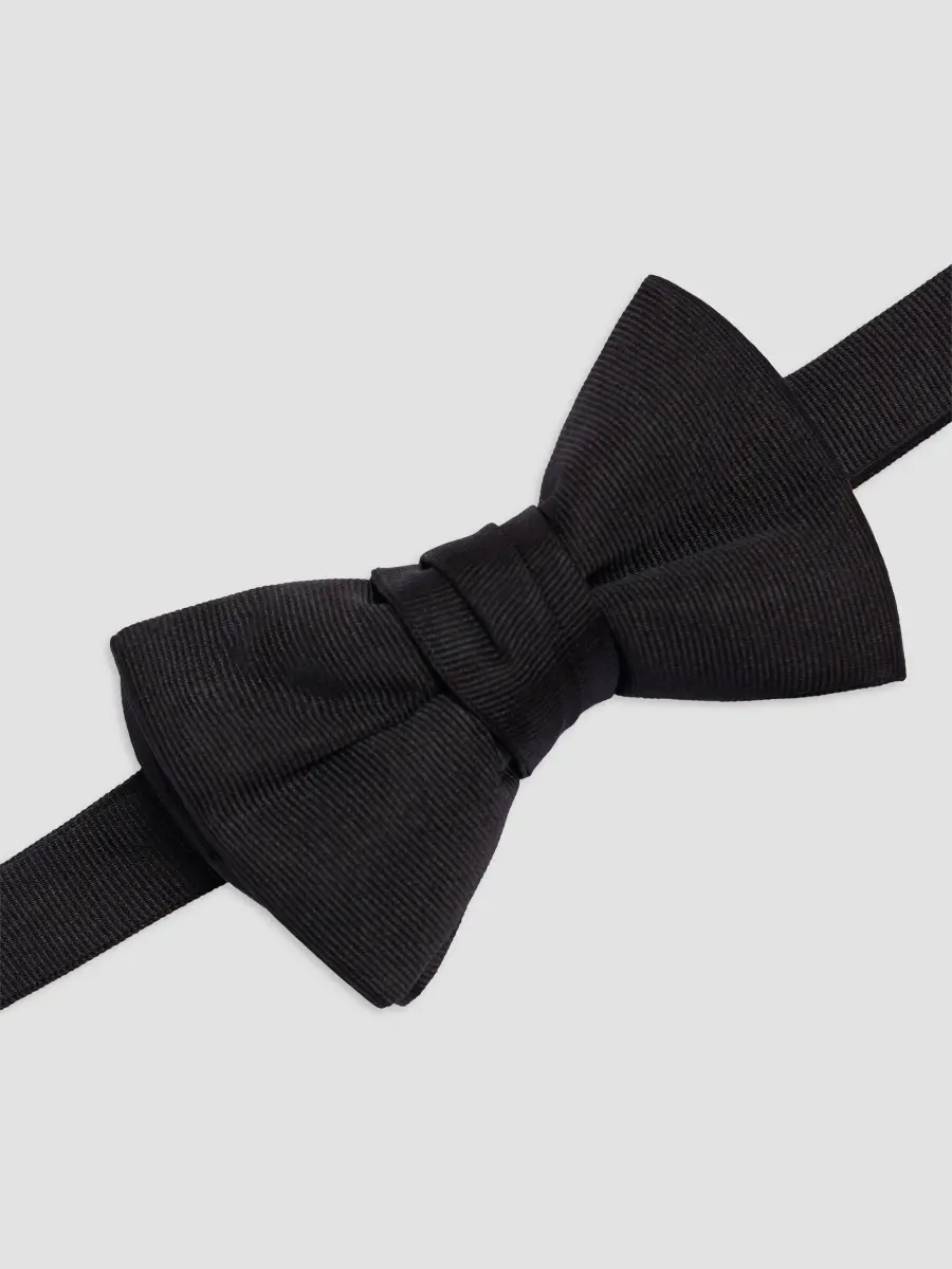 Givenchy Men's Bow Tie in Silk Jacquard - Black | Thumbnail 2