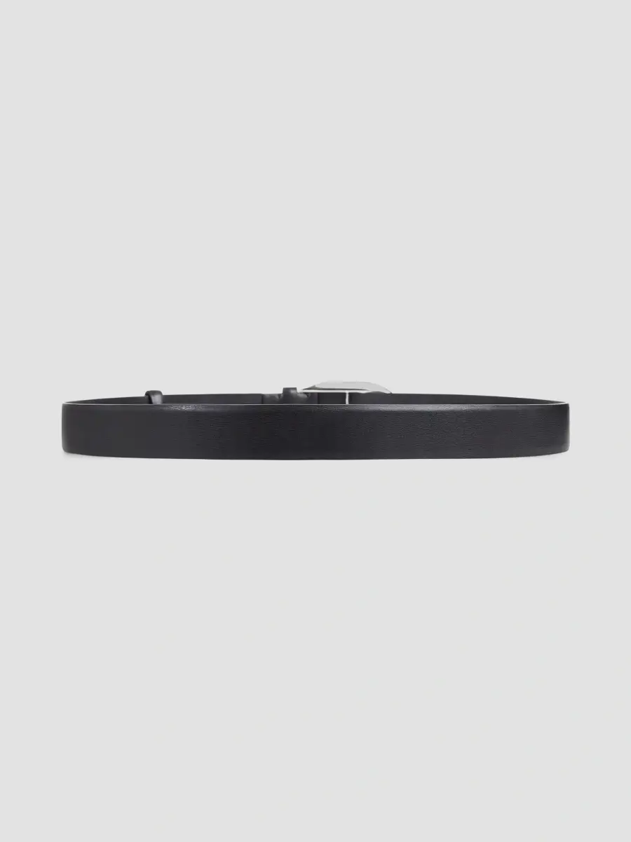 Givenchy Men's Pinch Belt in Leather - Black | Thumbnail 2 Givenchy Men's Pinch Belt in Leather - Black | Thumbnail 2
