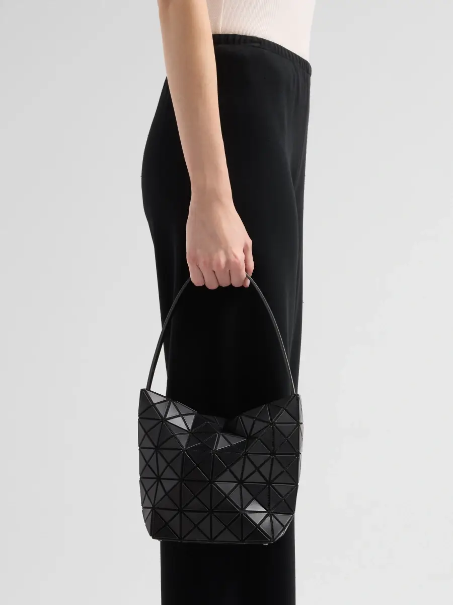 Bao Bao Issey Miyake Women's Valley Small Shoulder Bag | Thumbnail 4 Bao Bao Issey Miyake Women's Valley Small Shoulder Bag | Thumbnail 4