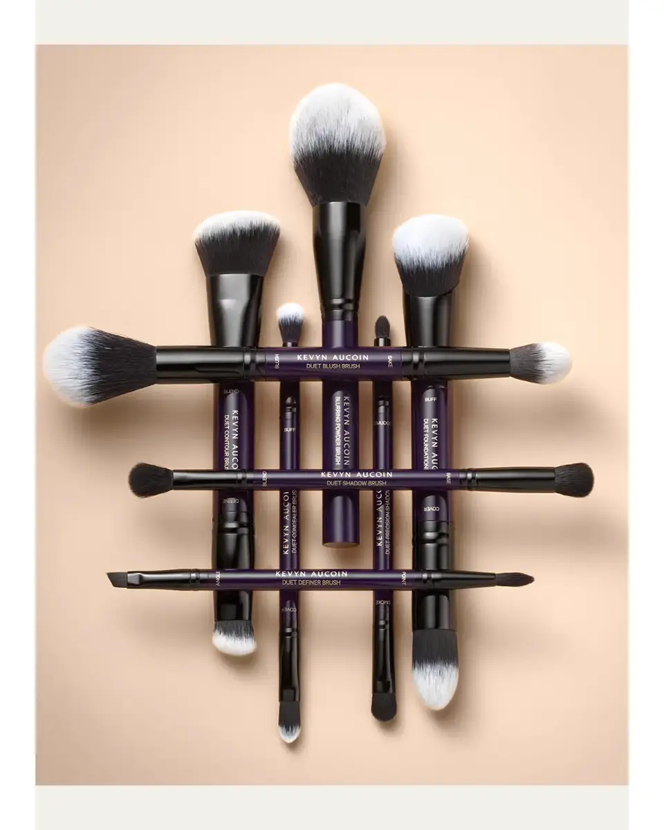 KEVYN AUCOIN Duet Precision Shadow Brush | Thumbnail 3 KEVYN AUCOIN Duet Precision Shadow Brush | Thumbnail 3