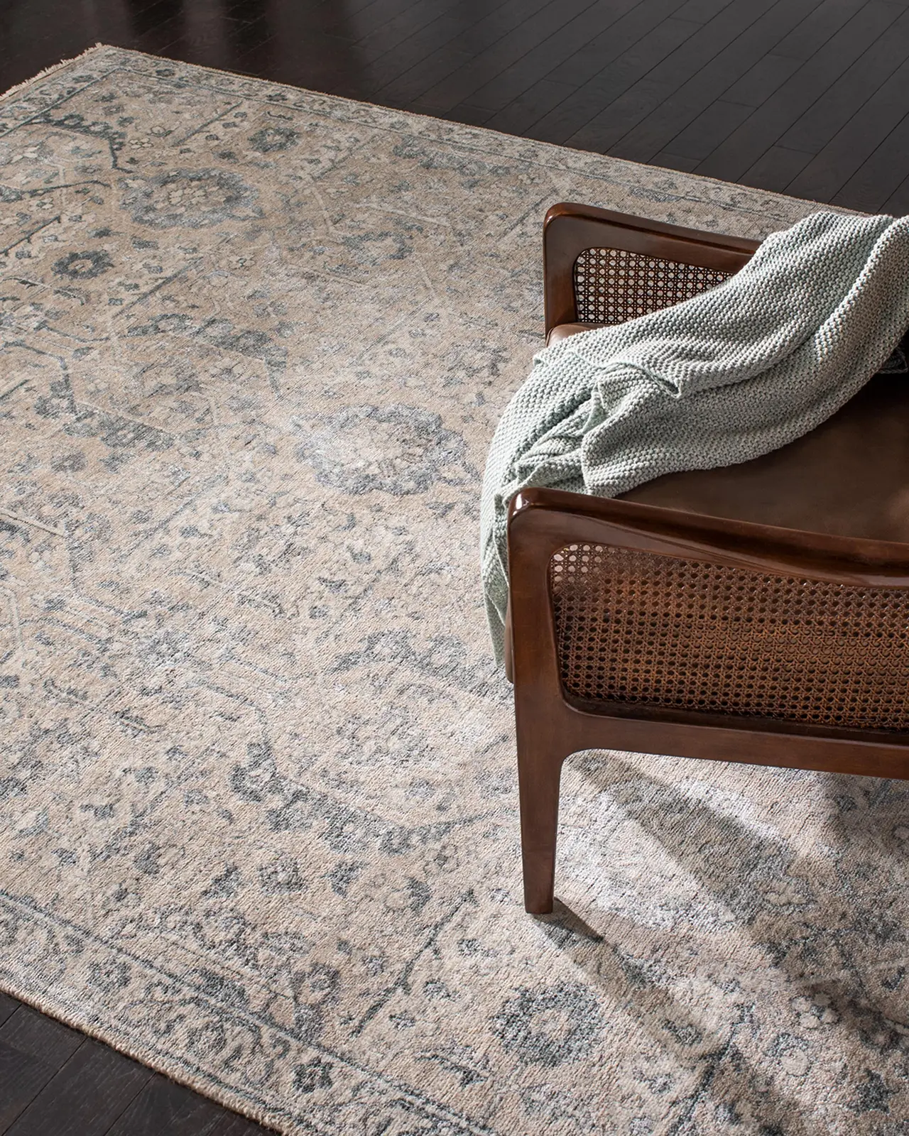 Safavieh Savoy Hand-Knotted Rug