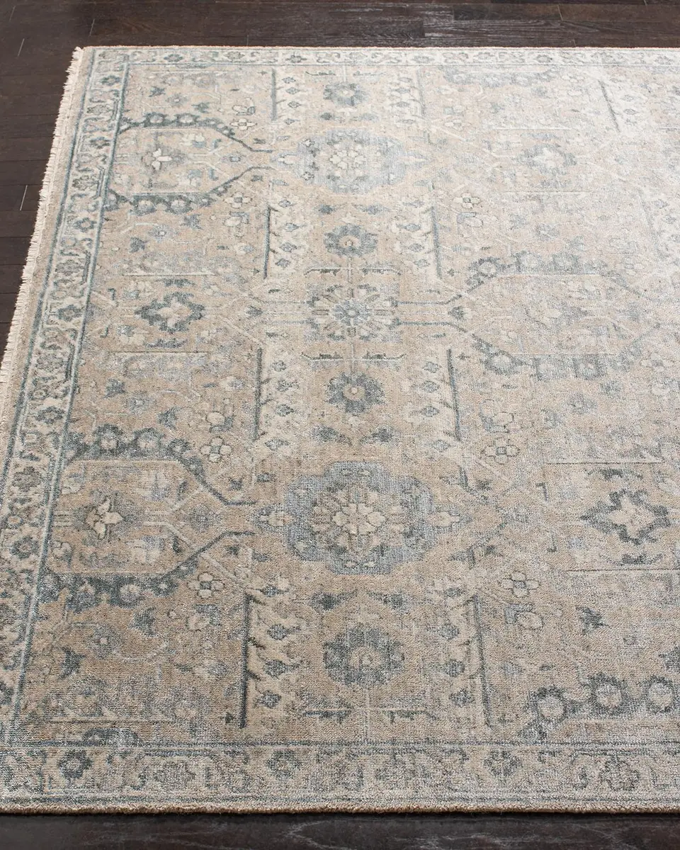 Safavieh Savoy Hand-Knotted Rug | Thumbnail 3 Safavieh Savoy Hand-Knotted Rug | Thumbnail 3