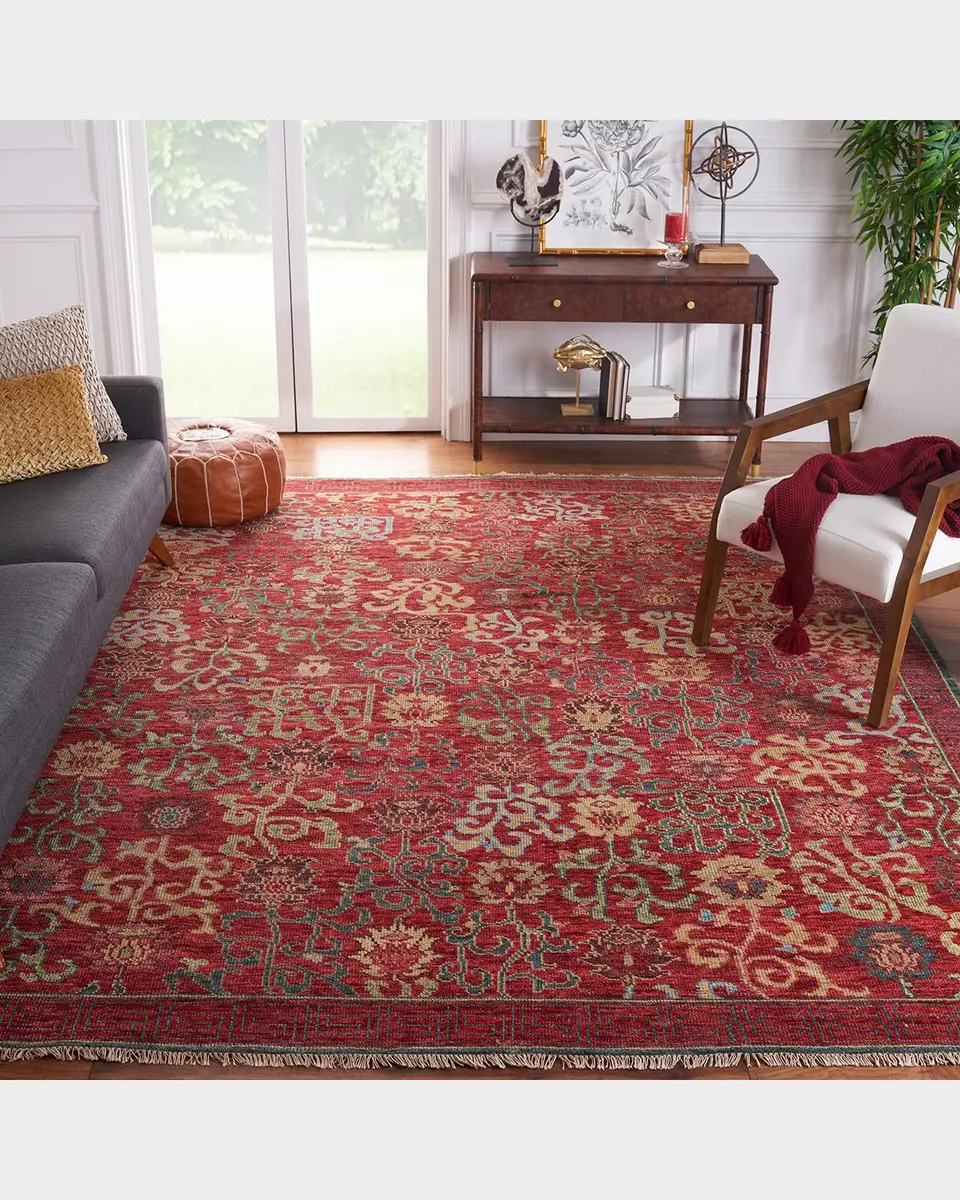 Safavieh Sultanabad Hand-Knotted Rug | Thumbnail 2