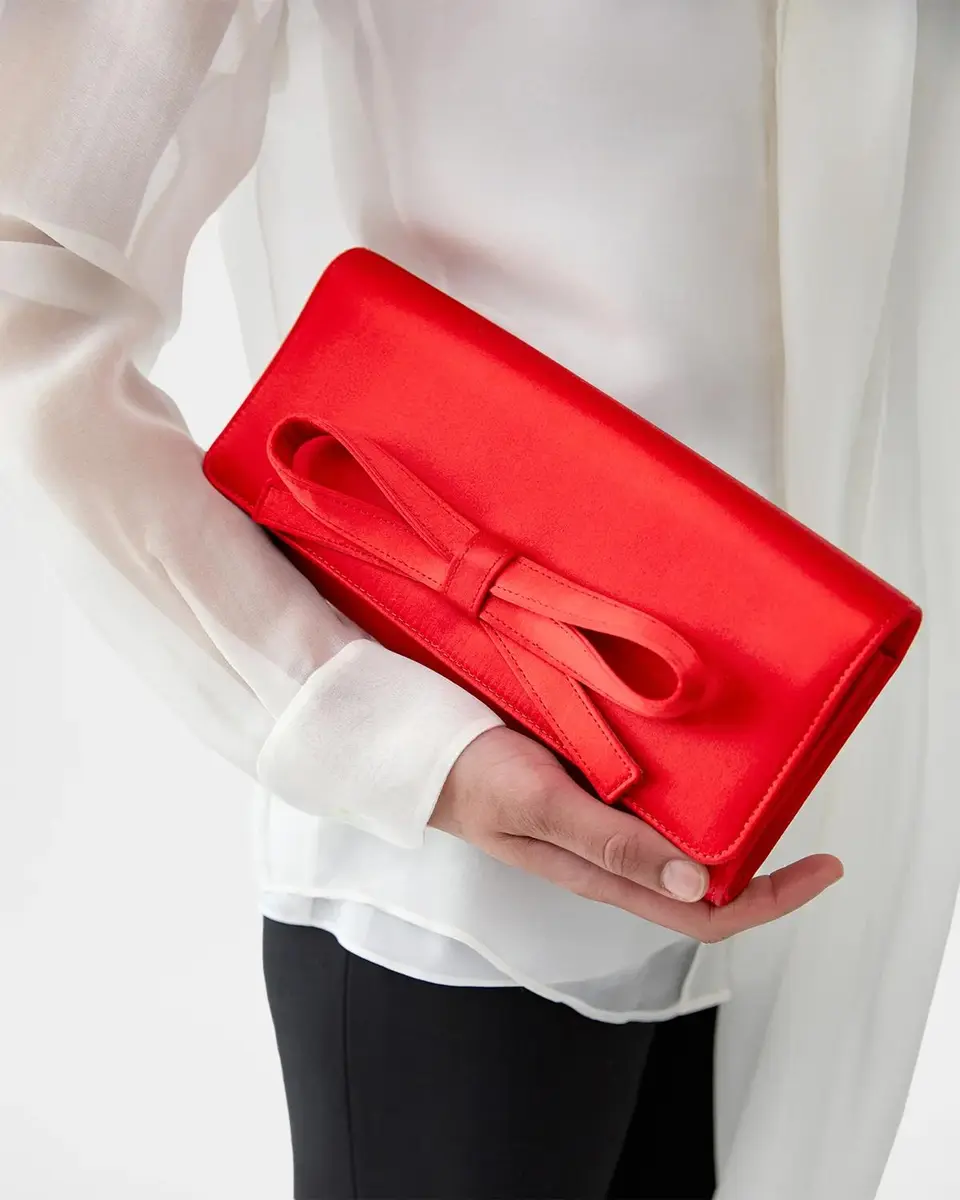 Carolina Herrera Margaret Bow-Front Satin Clutch Bag | Thumbnail 2