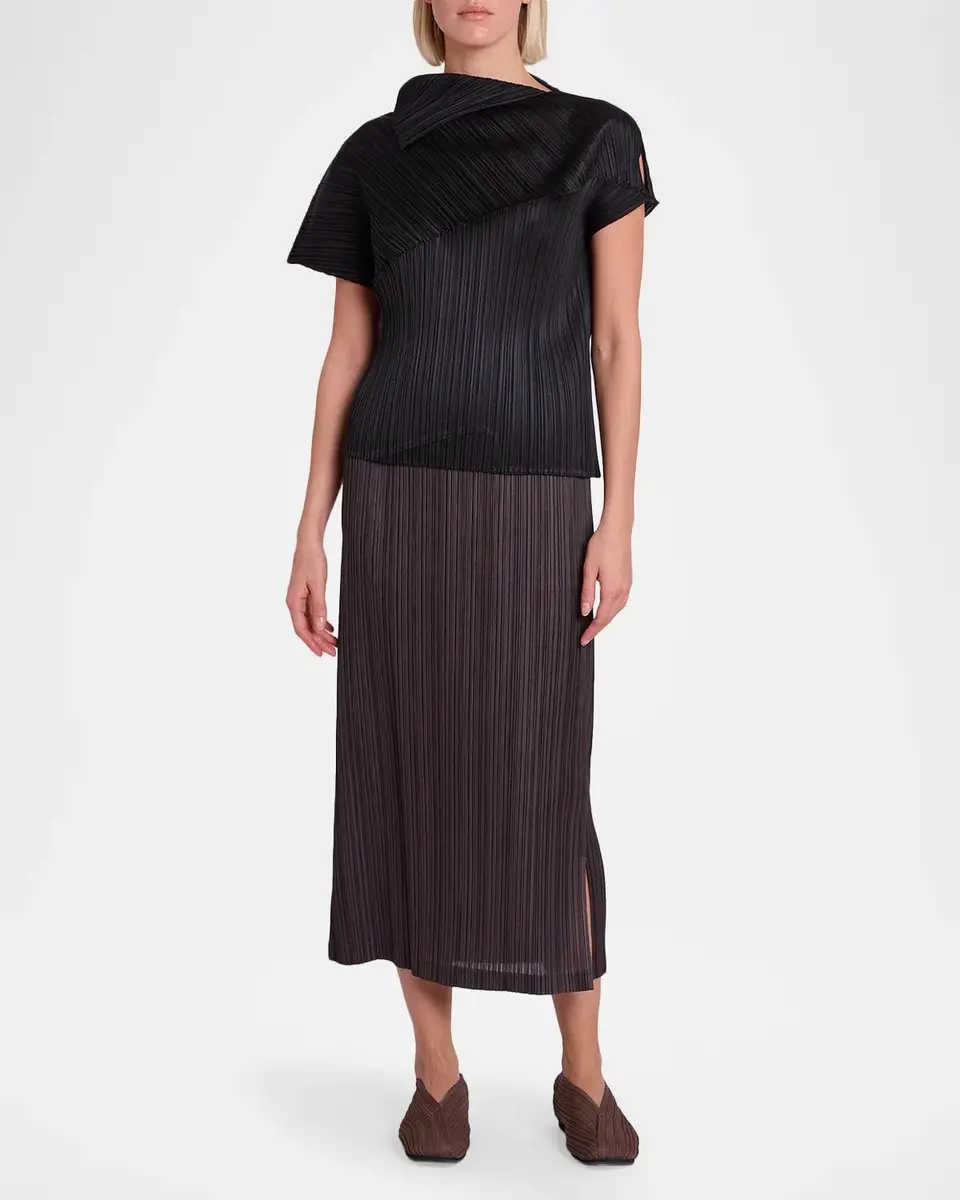 Issey Miyake Leap Pleated Sculptural Short-Sleeve Top | Thumbnail 4 Issey Miyake Leap Pleated Sculptural Short-Sleeve Top | Thumbnail 4