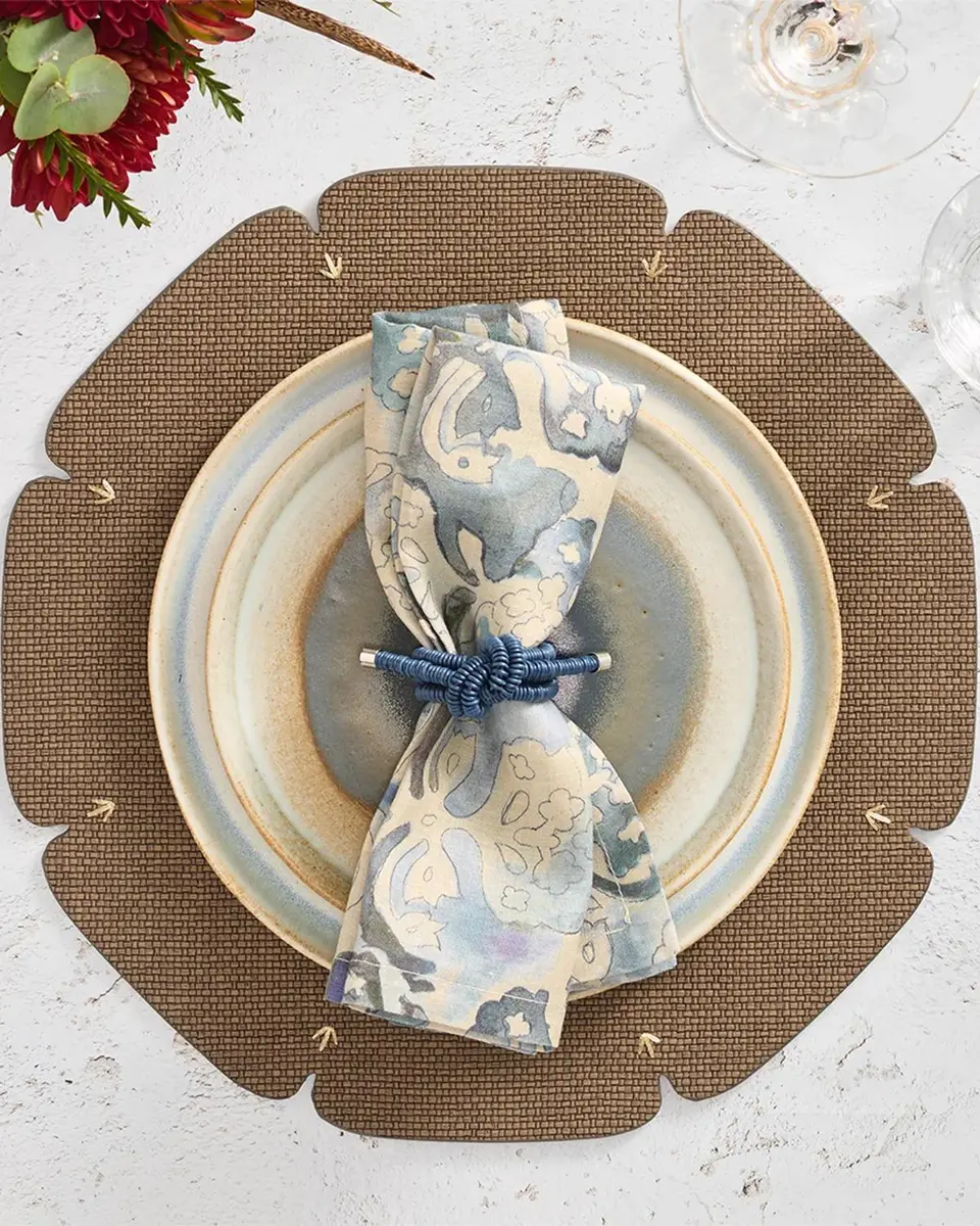 Kim Seybert Giverny Printed Linen-Blend Napkin | Thumbnail 3 Kim Seybert Giverny Printed Linen-Blend Napkin | Thumbnail 3