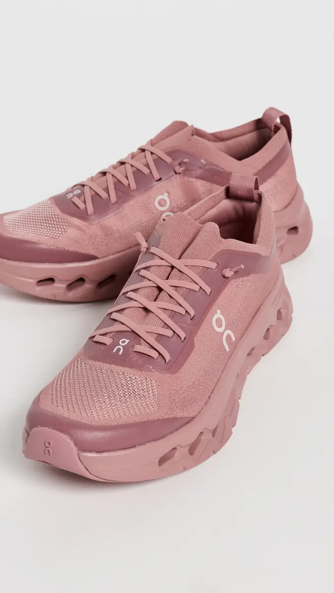 ON Cloudtilt Moon Sneakers | Thumbnail 5