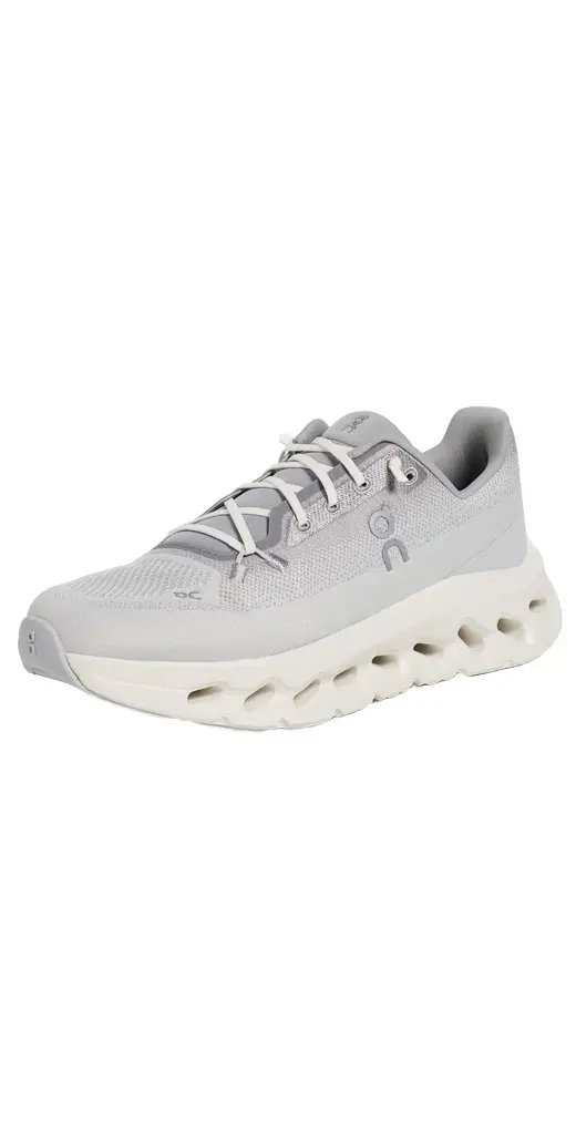 Cloudtilt Sneakers