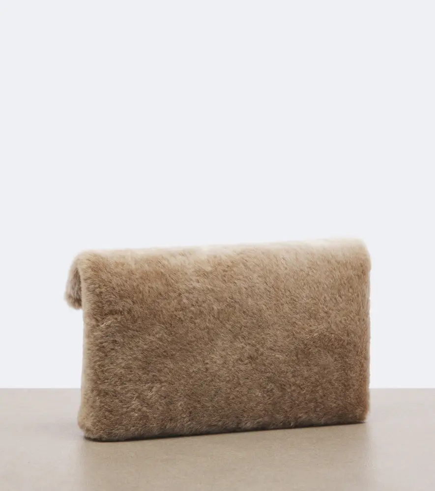 Saint Laurent Cassandre Large shearling clutch | Thumbnail 3 Saint Laurent Cassandre Large shearling clutch | Thumbnail 3