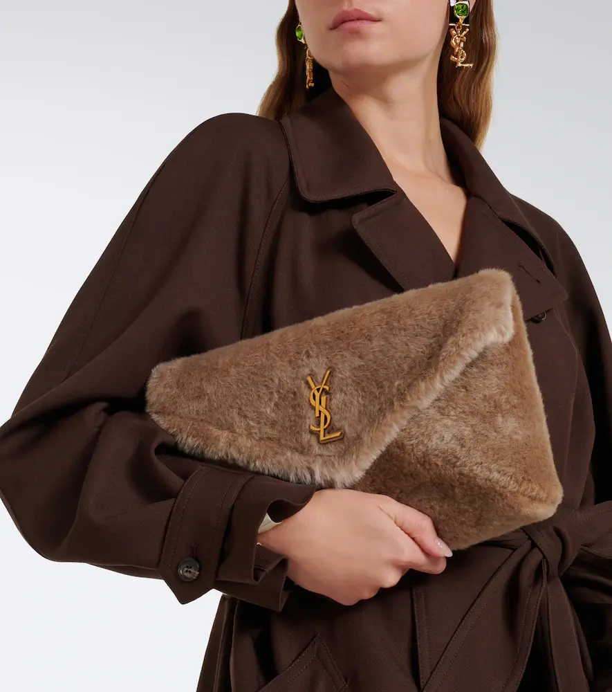 Saint Laurent Cassandre Large shearling clutch | Thumbnail 5 Saint Laurent Cassandre Large shearling clutch | Thumbnail 5