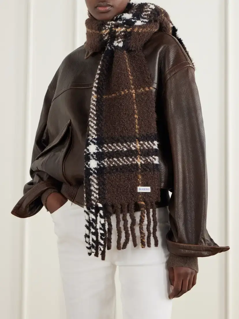 Burberry Fringe-detail Alpaca And Wool-blend Bouclé Scarf | Thumbnail 2